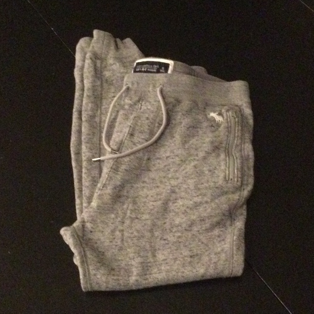 Mens Abercrombie & Fitch Fleece Jogger Sweatpants Size Small in Grey.